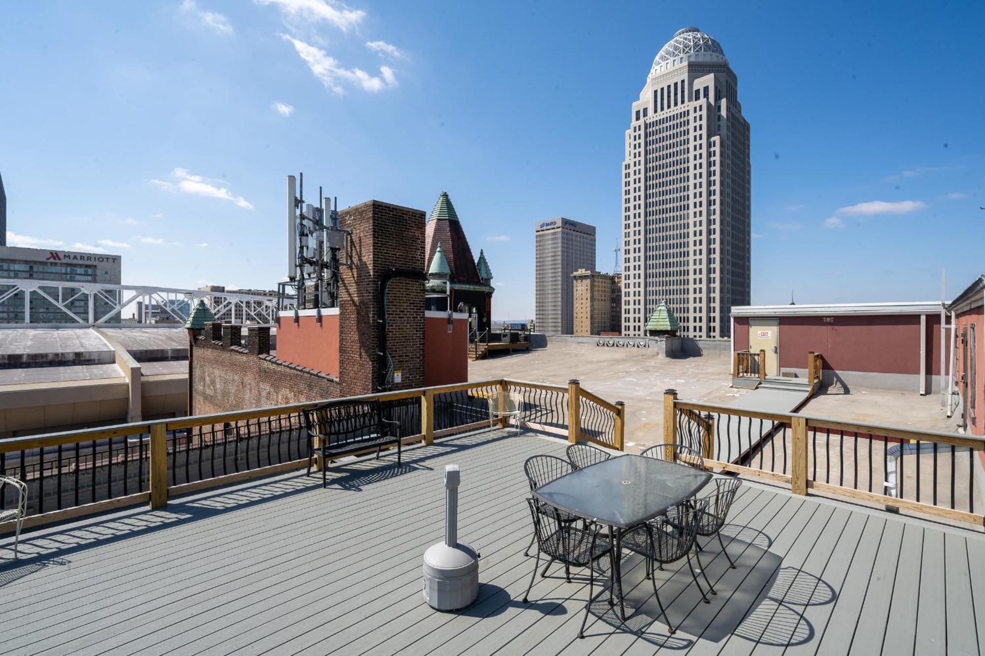 Top Floor Penthouse At The Historic Levy Building Louisville Exterior foto